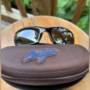 Maui Jim Glossy Black Sunglasses with Brown Case